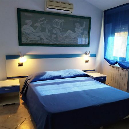 קרבוניה B&B Luna Blu מראה חיצוני תמונה