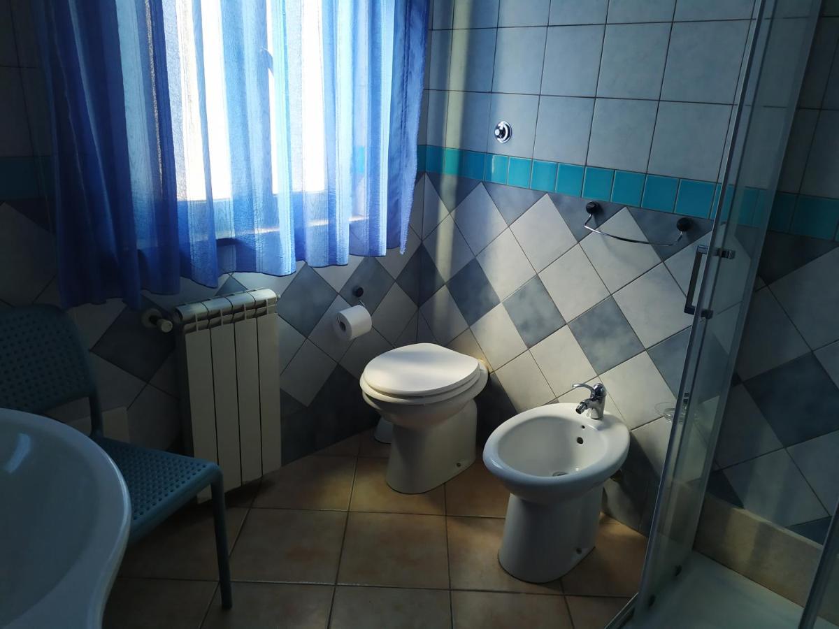 קרבוניה B&B Luna Blu מראה חיצוני תמונה